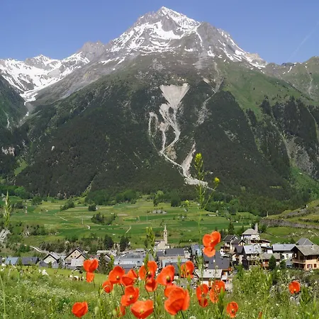 For 4 People In Val Cenis